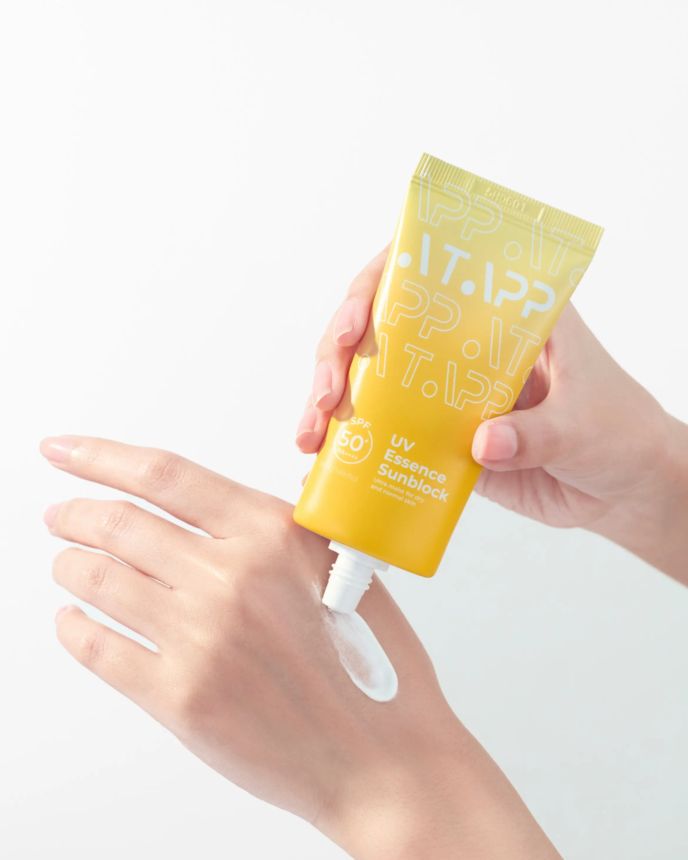 ATAPP Glow Up Filter UV Essence Sunblock SPF 50+ PA++++